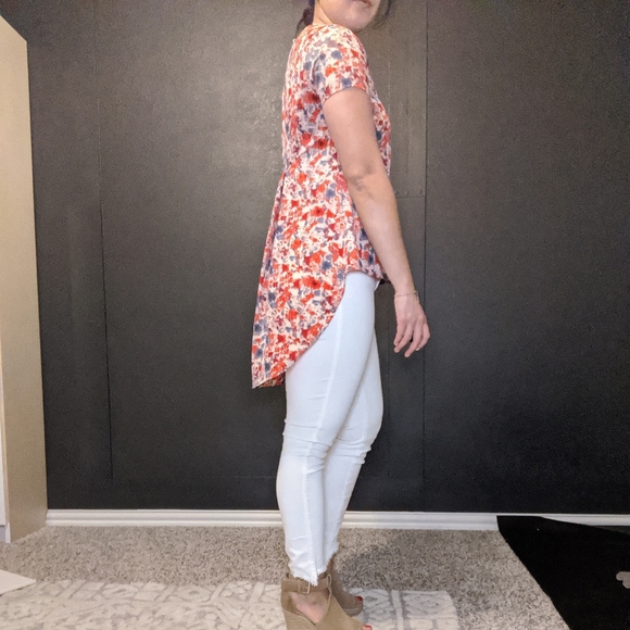 Asymmetrical Top (XS) - Picture 3 of 4